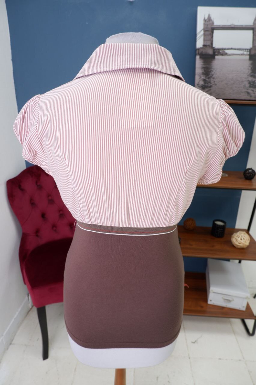 Блузка лаконичная 44/46 размер