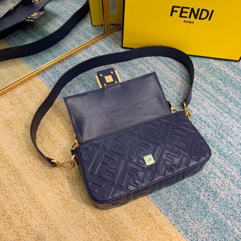 Fendi Baguette 27 cm