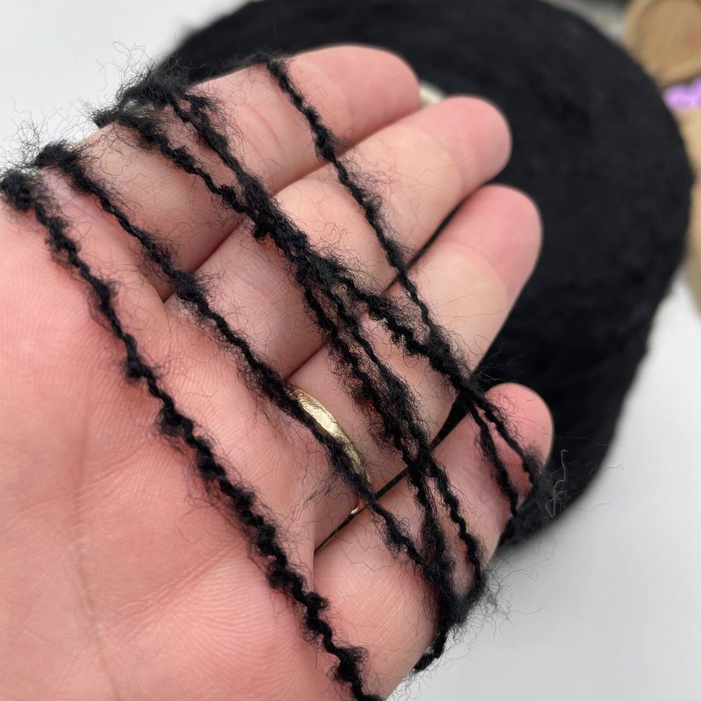 LAGOPOLANE 28% вспушенный меринос 42% полиамид 30% полиакрил