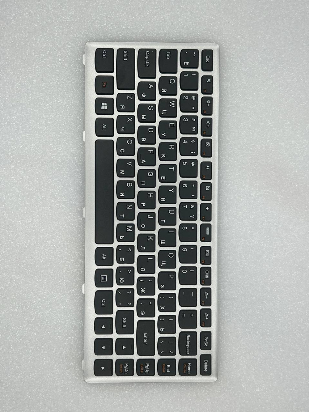 Клавиатура для ноутбука Lenovo U410 раскладка - русская, без подсветки, серая (25208845), оригинал