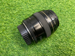 Canon EF 85mm 1.8 USM