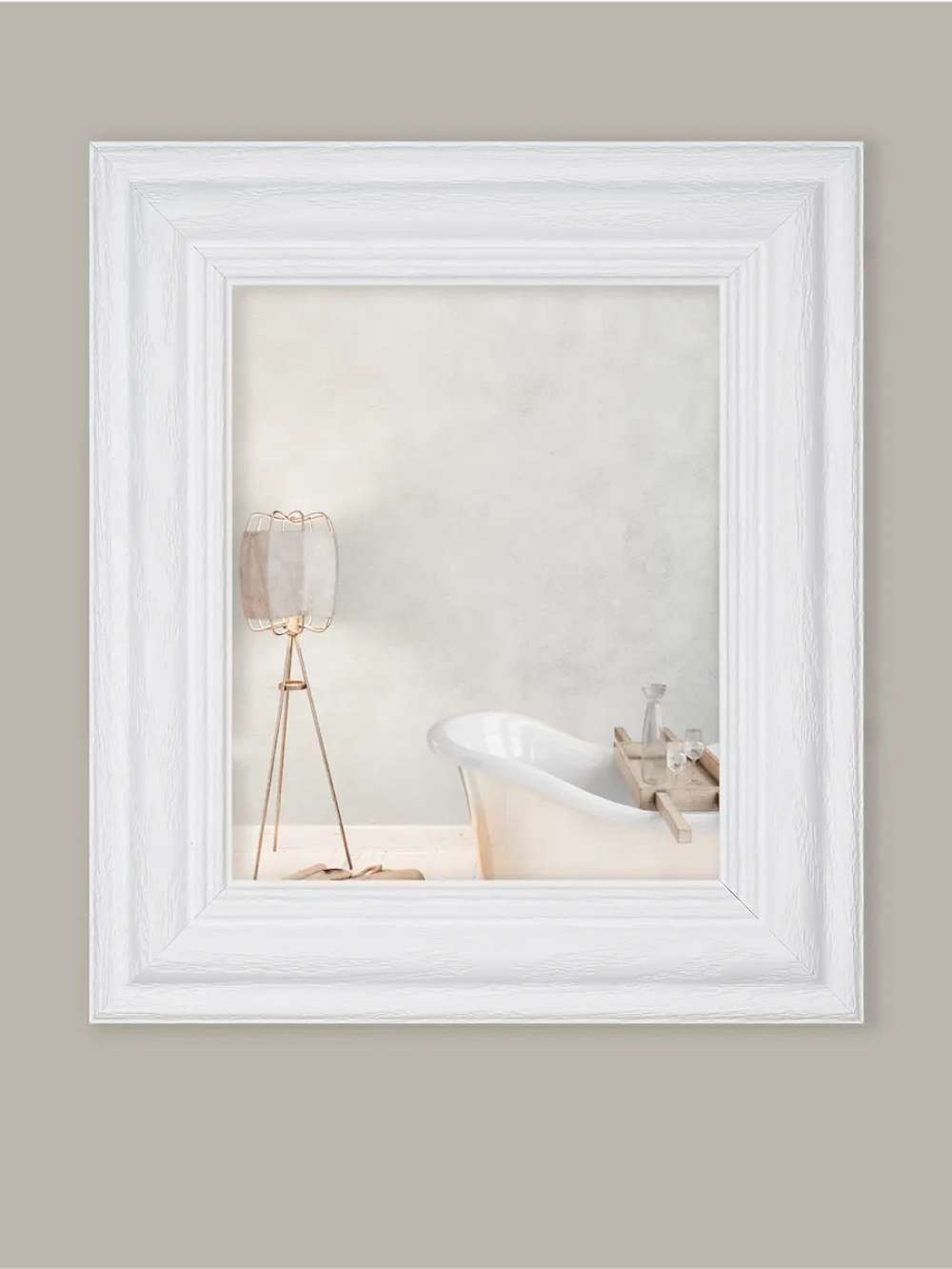 Миниатюрное настенное зеркало в раме 30*30 см