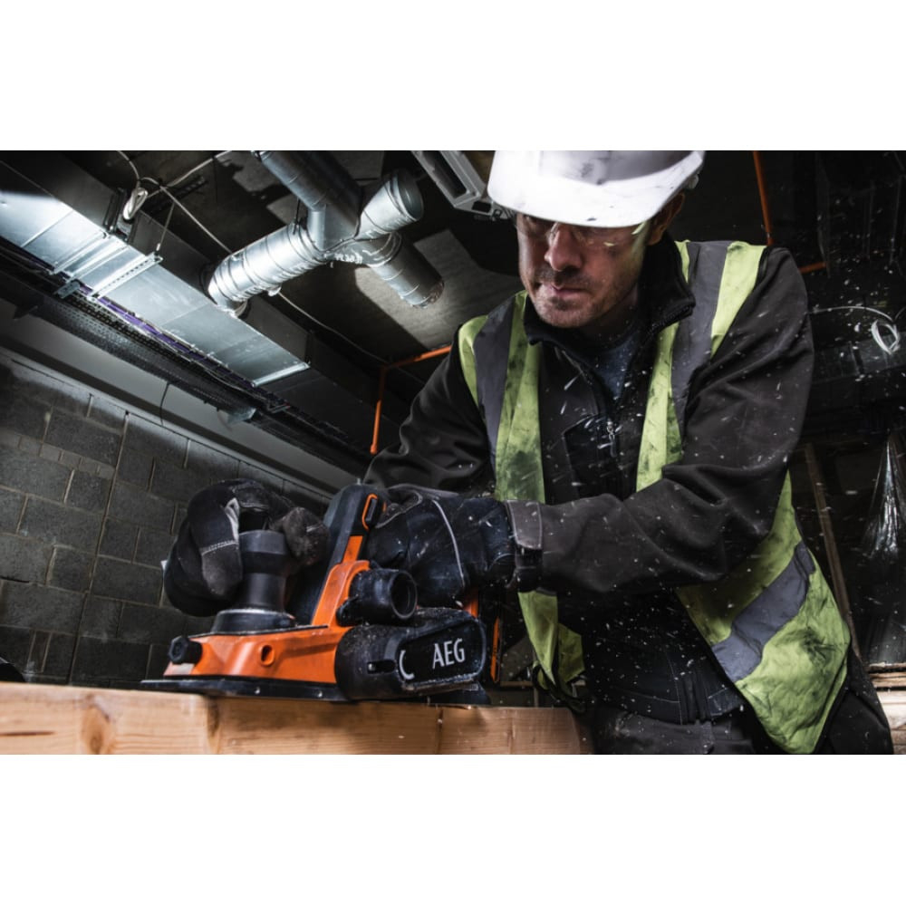 Рубанок аккумуляторный AEG BHO18BL-0 4935464988 без аккумулятора