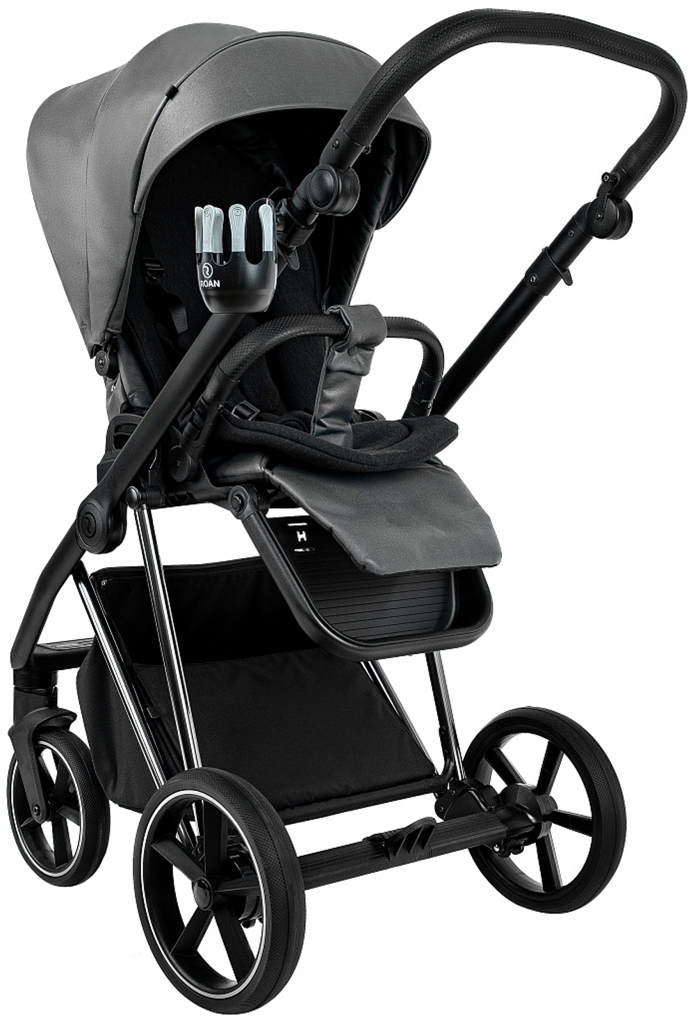 Детская коляска Roan Sol Vintage Luxury Leather 2.0 3 в 1 с автокреслом Pituso Baesa Pro Black,Beige Canopy VEGA88DB Glacier Gray/Nickel/руч.Black