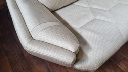 Диван-кровать Кристалл Britannica с баром и спальным местом.