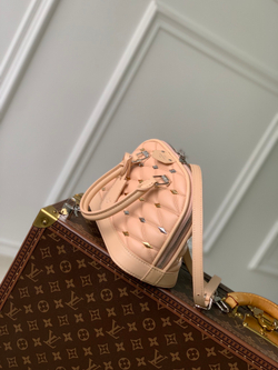 Louis Vuitton Alma BB