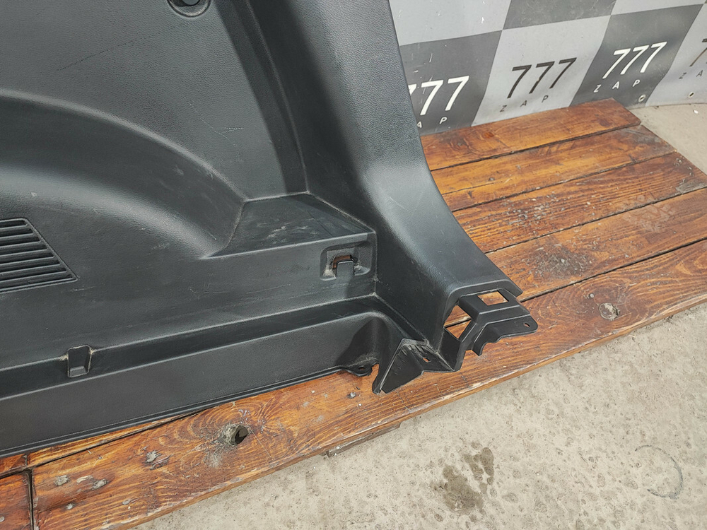 Обшивка багажника правая Chery Tiggo 4 18-нв Б/У Оригинал J685402120