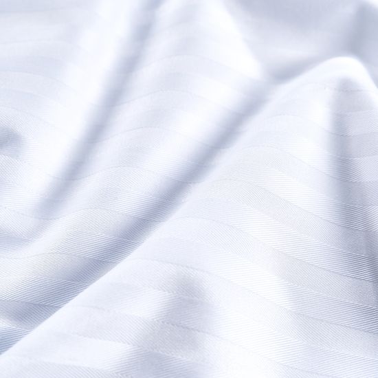 Простыня на резинке  Premier, страйп сатин 160х200х30см. LINNEN