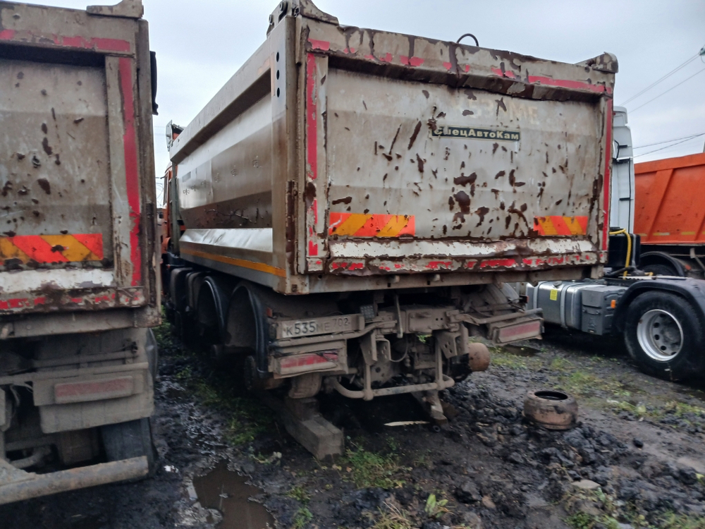 СпецАвтоКам 6522* на шасси КамАЗ 6522 6x6 Самосвал 6522KZ (Дизельный, 11,8 л, 400 л.с., МТ)