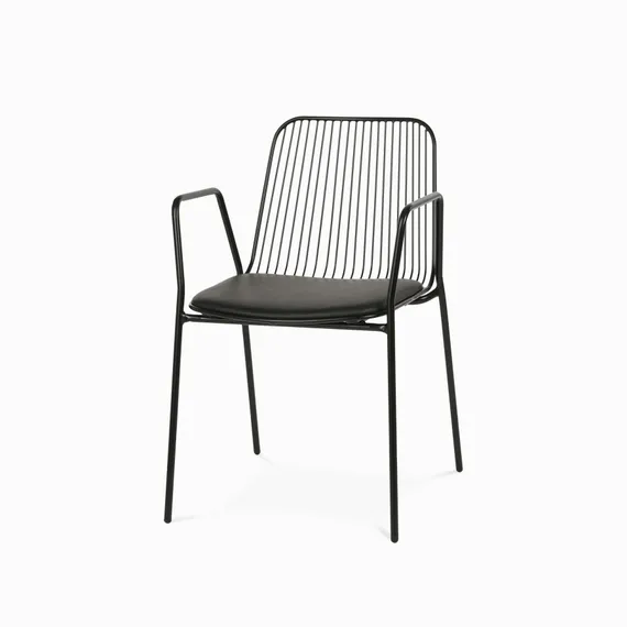 Стул Vivo Armchair черный с мягкой подушкой