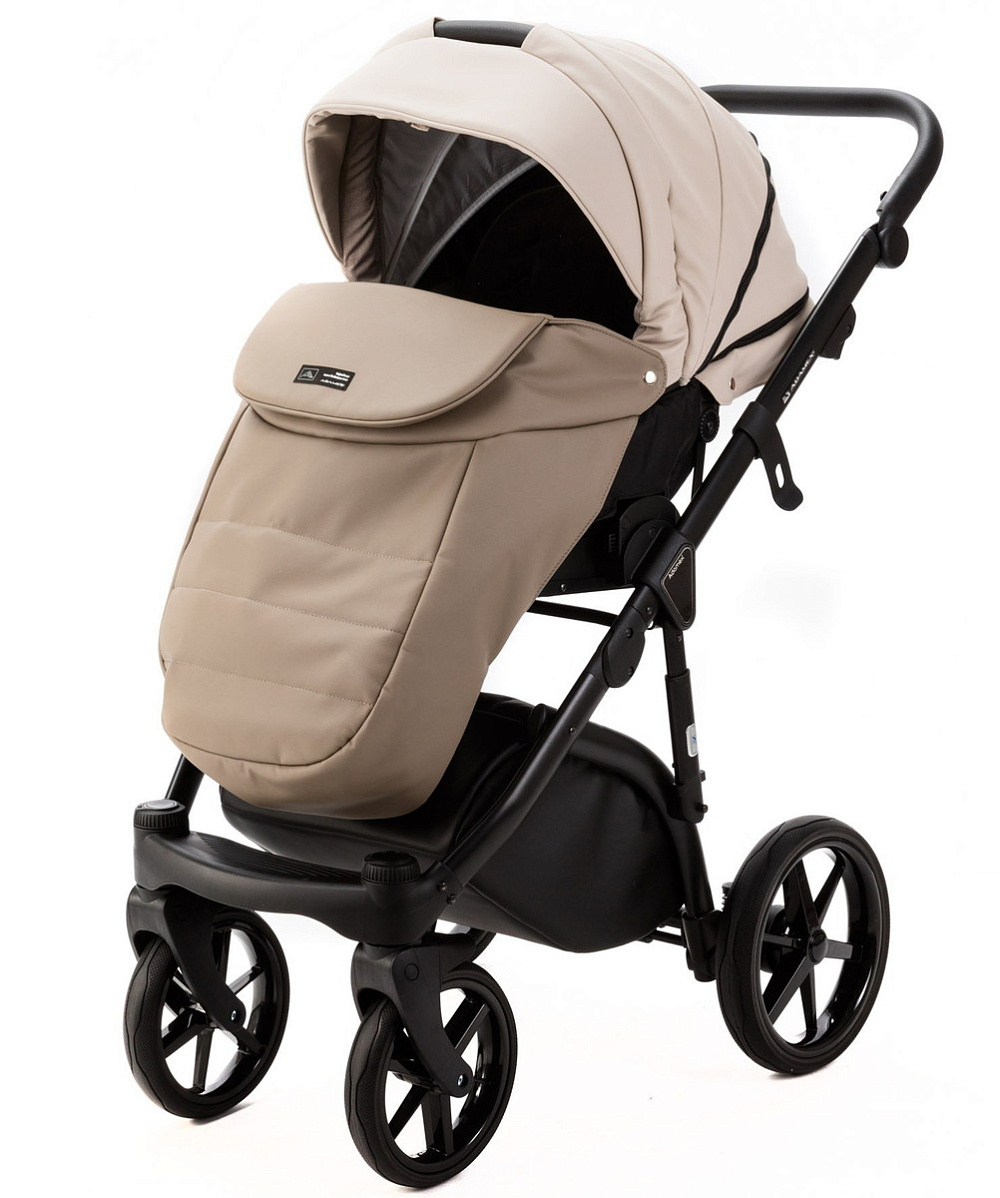Детская коляска Adamex Nola Deluxe 3 в 1 N-SD113 (СВ.БЕЖ.КОЖА + Т.БЕЖ.КОЖА)
