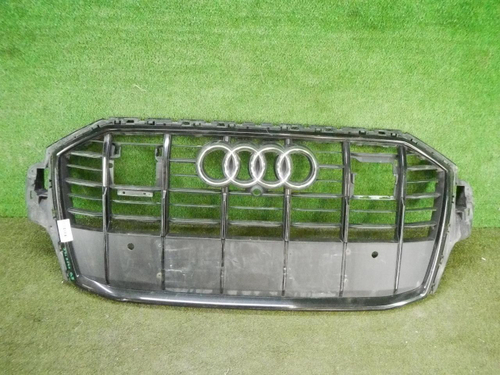 Решетка радиатора Audi Q7 2 (2019-н.в.)