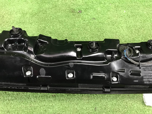 Фонарь крышки багажника Zeekr 001 (2021-н.в.)