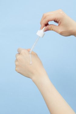 MEDI-PEEL Увлажняющая витаминная ампула для сияния кожи Glutathione Hyal Aqua Ampoule 30 мл.