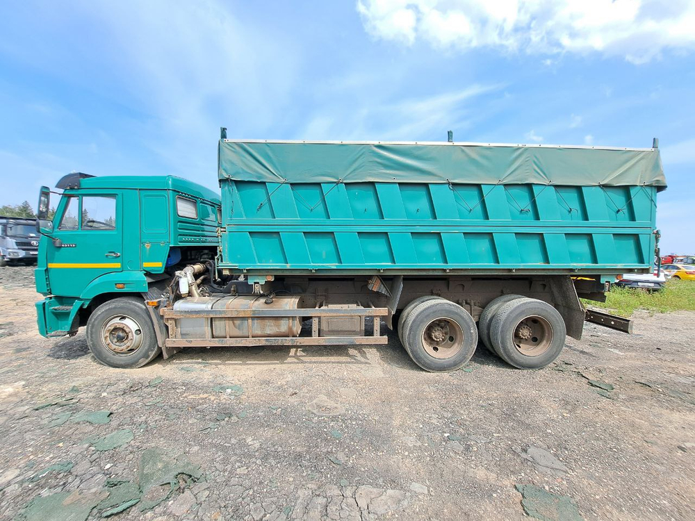Планета 5529* на шасси КамАЗ 65115 6x4 Зерновоз 552907 (Дизельный, 11,8 л, 300 л.с., МТ)