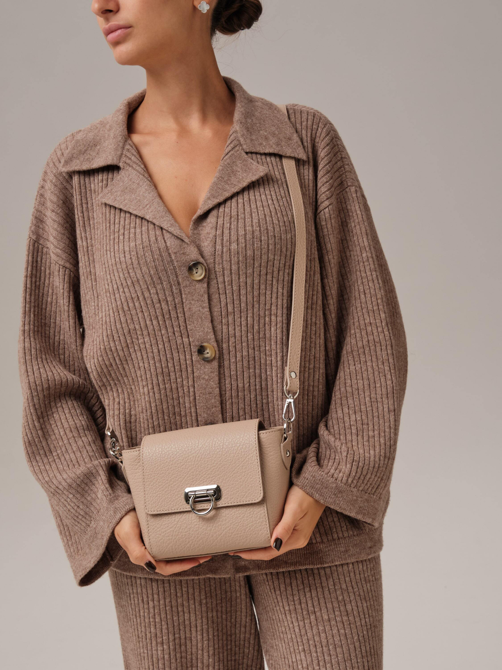 Сумка кожаная кросс-боди 3520 розово-бежевый/бизон