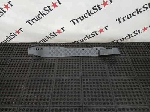 Накладка порога левая 2023г