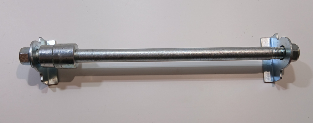 Ось заднего колеса L=290мм d=15мм Мотоцикл Ataki Carrera 300