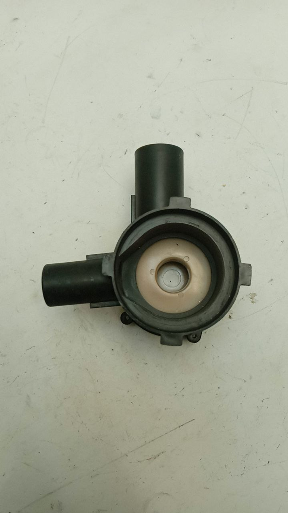 WFO2042OE кт1 Улитка сливного насоса для стиральных машин Bosch 145787 б/у