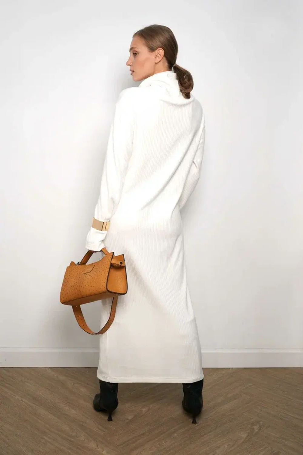 Платье "Объятия" в жемчужном