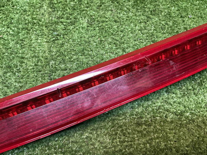 Стоп сигнал VW Touareg 3 (2018-2023)