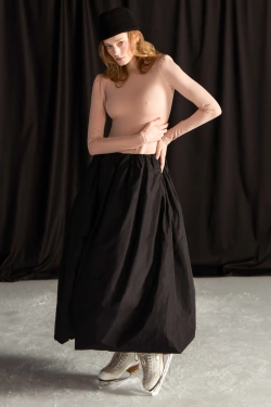 Платье-макси с пышной юбкой