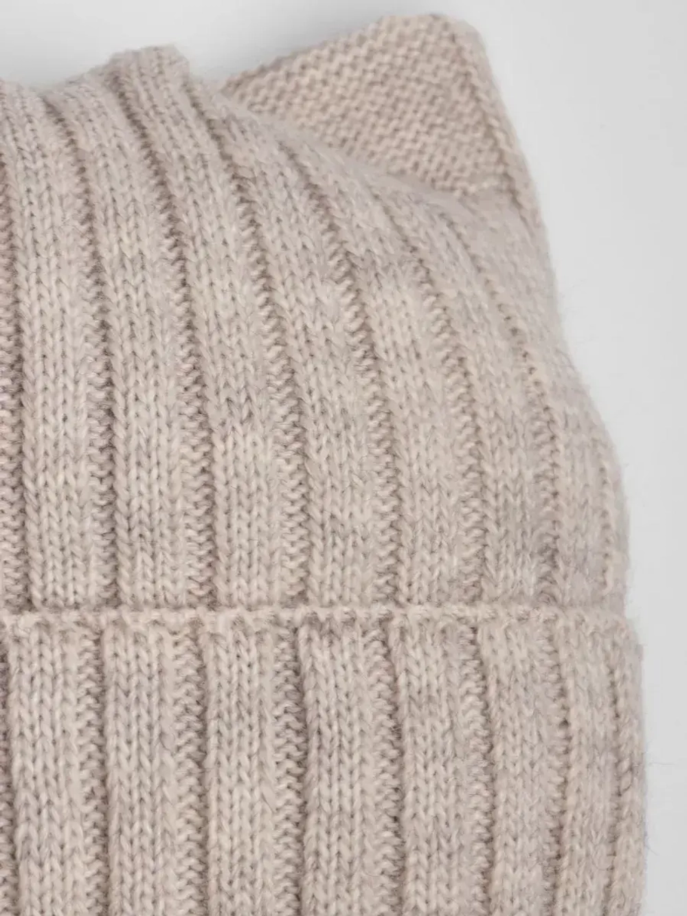 Шапка для девочки зимняя и снуд