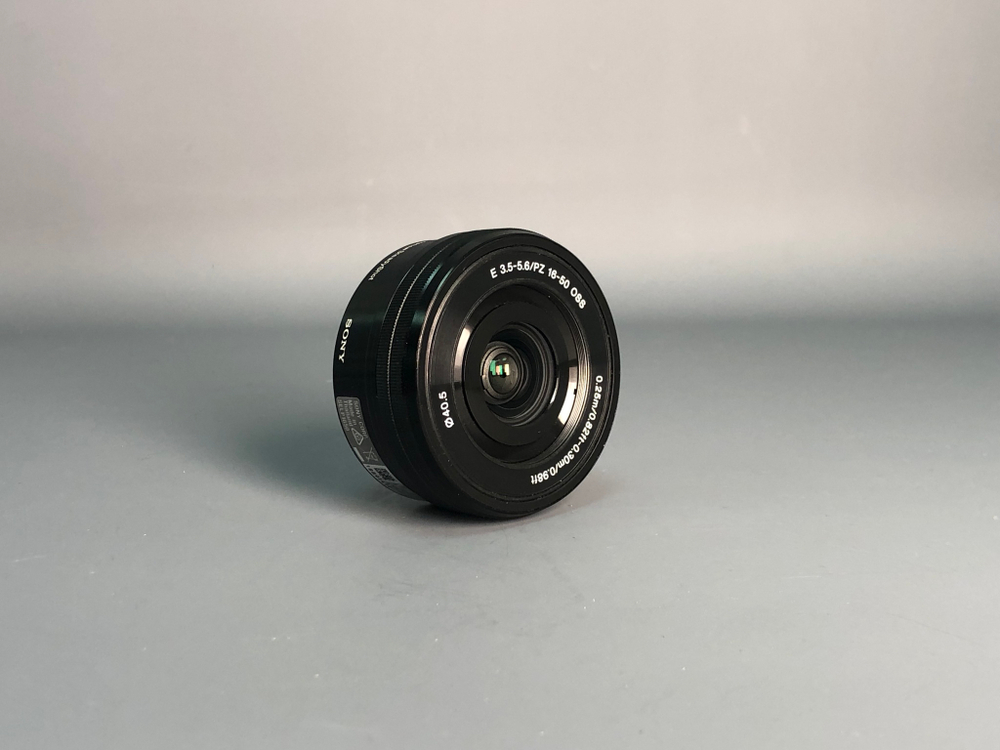Sony E 16-50mm 3.5-5.6 PZ OSS