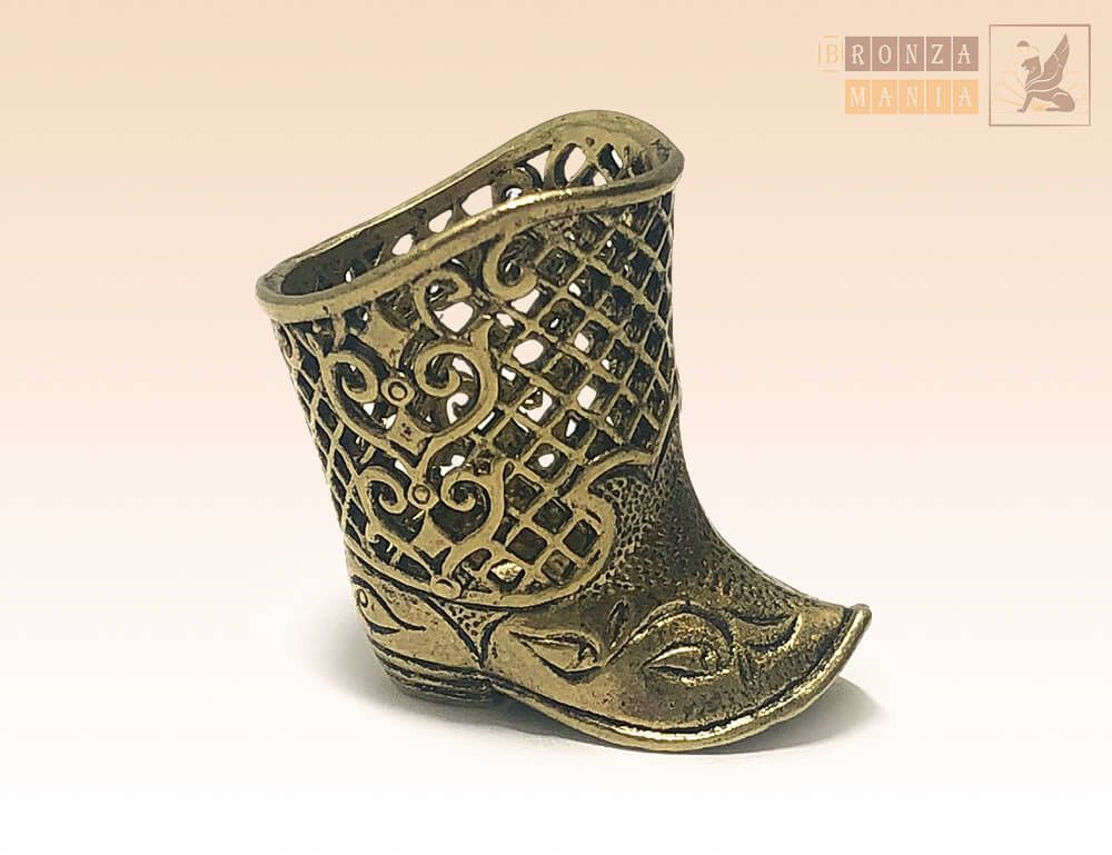 наперсток Сапог