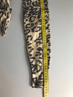 Кардиган Oasis с анималистическим принтом, маркировка ХS, визуально на 42 размер