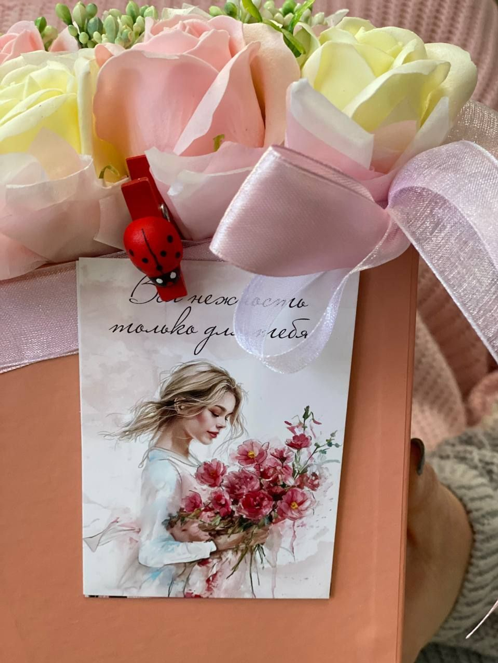 Букет из мыла "РОЗОВЫЙ ФЛАМИНГО" 17 мыльных роз. Подарок на день рождения, день влюбленных, 8 марта