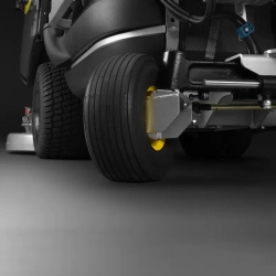 Caiman Plato 2WD HD газонокосильная машина