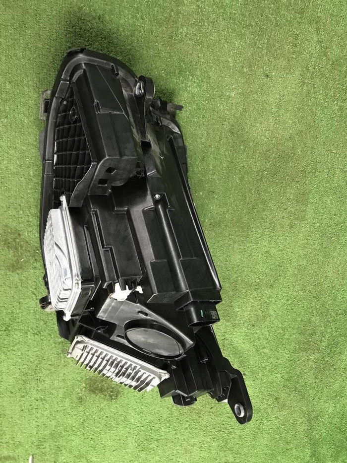 Фара правая Mercedes E W213 (18-21) Multibeam LED