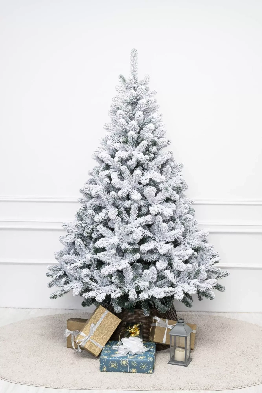 Искусственная елка Эверест заснеженная 300 см., мягкая хвоя, ЕлкиТорг (132300)