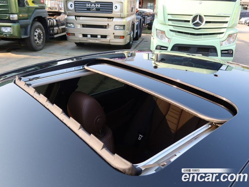 Mercedes-Benz E-Class W213 E220d Avangarde (10.2019)