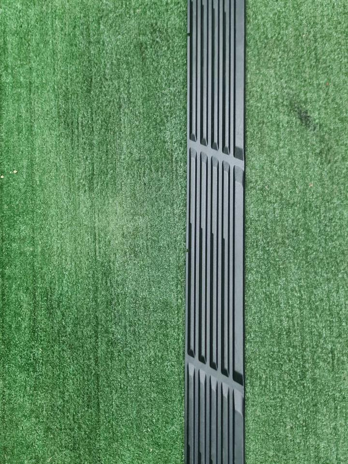 Накладка порога правая Lexus LX 3 (2007-2023)