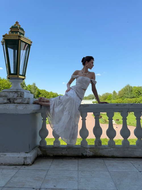 Блуза-топ из органзы с вышивкой