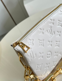 Louis Vuitton Coussin BB