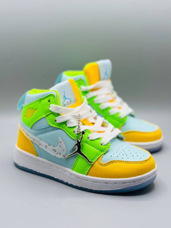 Детские высокие кожаные кроссовки Nike Air Jordan 1