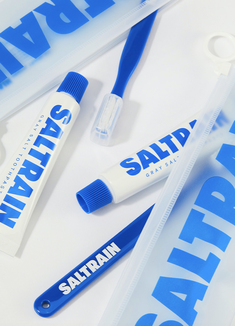SALTRAIN Дорожный набор синий Travel Kit Blue (Зубная паста Gray Salt 30g + зубная щетка)