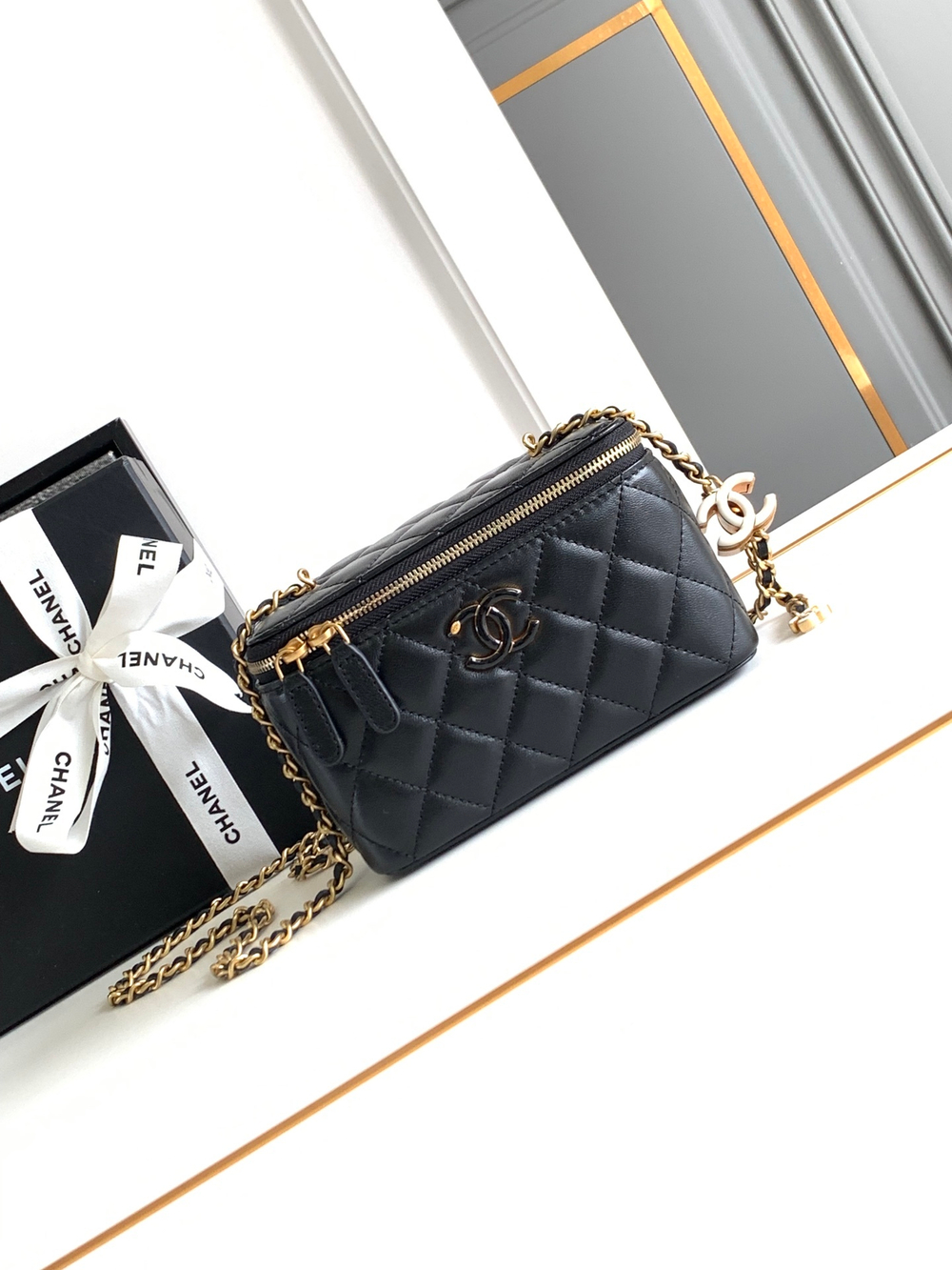 Chanel Vanity Bag 17 cm