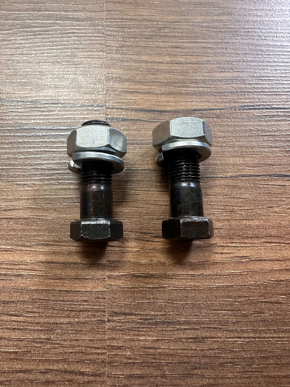 Болт М10*1*30 карданный в сборе