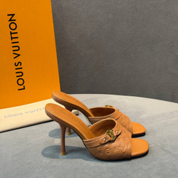 Сабо Louis Vuitton