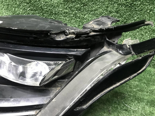 Битая Фара левая Range Rover Vogue 4 (17-22) LED