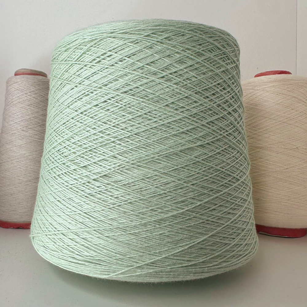 SEACASH - Ri.Go.; 15% кашемир, 85% хлопок; 700м/100гр; col.5069 Latte Menta, цвет: зеленый ментоловый. Есть бобинка: 248гр