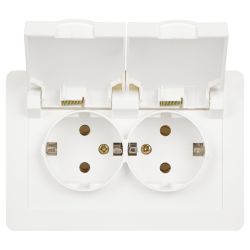 Розетка Intro Style 7-210-01 двойная с заземлением 2х2P+E Schuko с крышкой шторками 16А-250В СУ IP44 белый