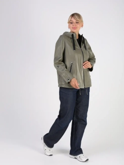 Кожаная куртка демисезонная с капюшоном