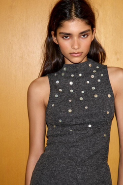 ZARA КОРОТКОЕ МЯГКОЕ ПЛАТЬЕ С ПУГОВИЦАМИ, АНТРАЦИТОВО-СЕРЫЙ