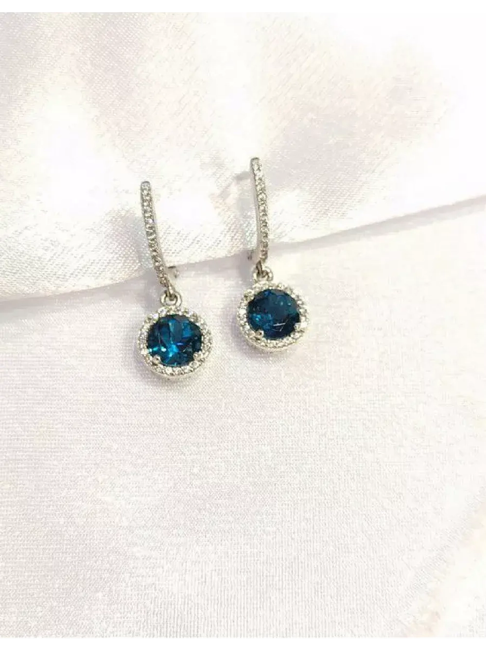Ювелирные серьги белое золото с лондон топазом и фианитами
