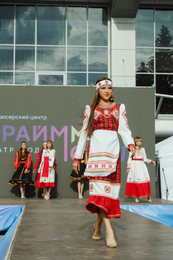 Платье «Атăл» (Коллекция «Нарспи»)